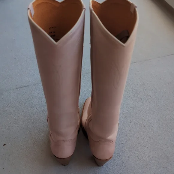 Frye Mustang Boots - Picture 9 of 10